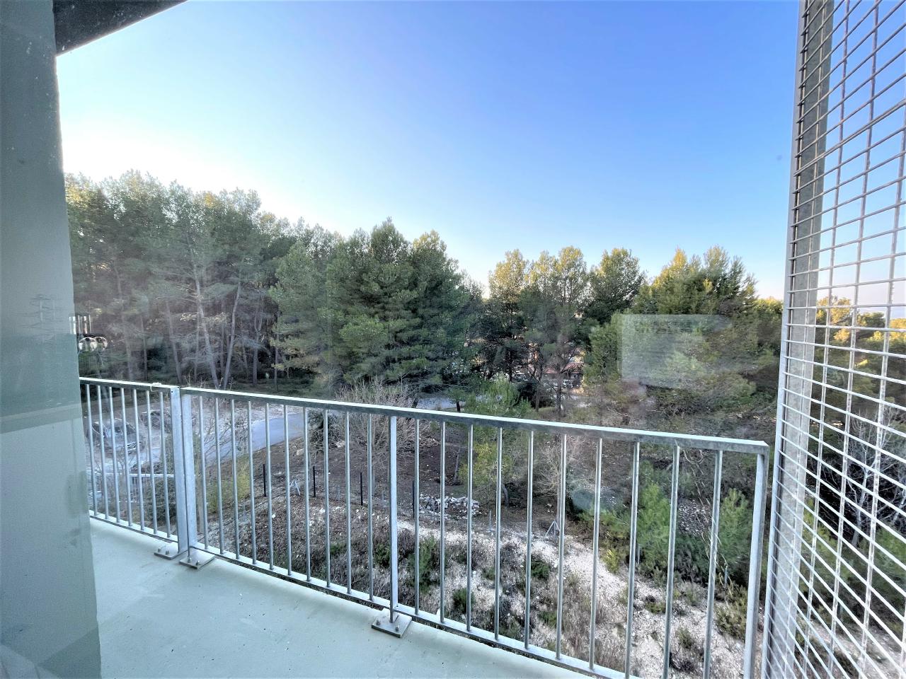 Bureau Aix-en-Provence 72m² Location bureau Aix-en-Provence Bouches-du-Rhône OLBUR2309247 1